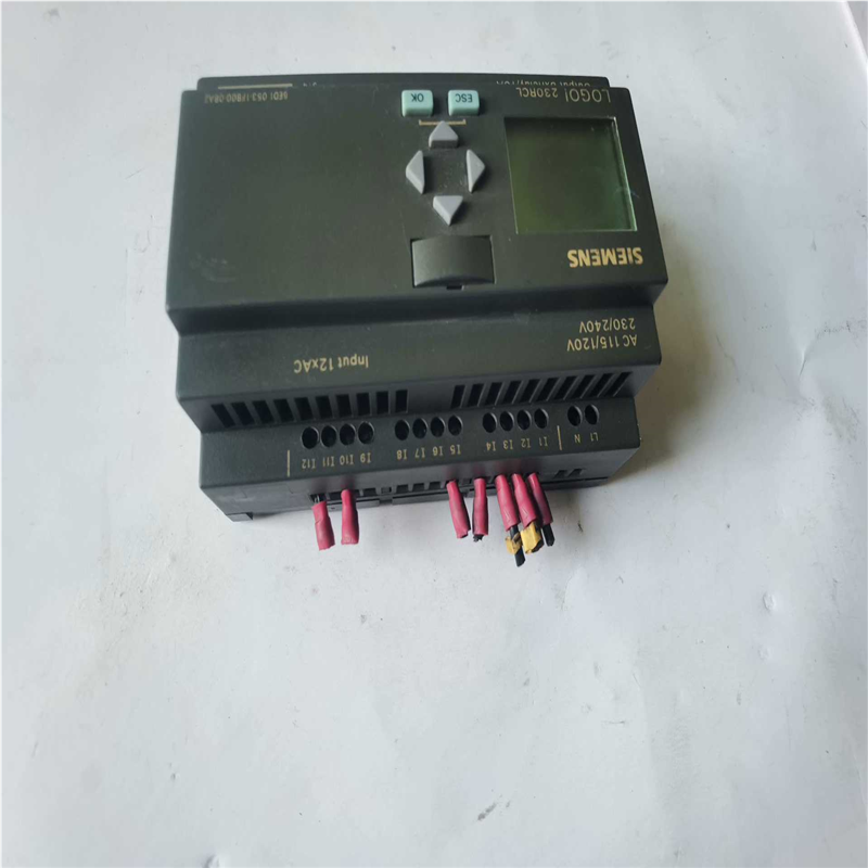 议价西门子LOGOL 230RCL逻辑控制器，6ED1  053