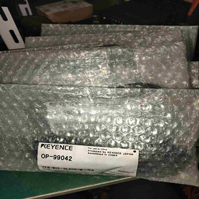 的KEYENCE基恩士电源线OP-99042从仓库清理议价