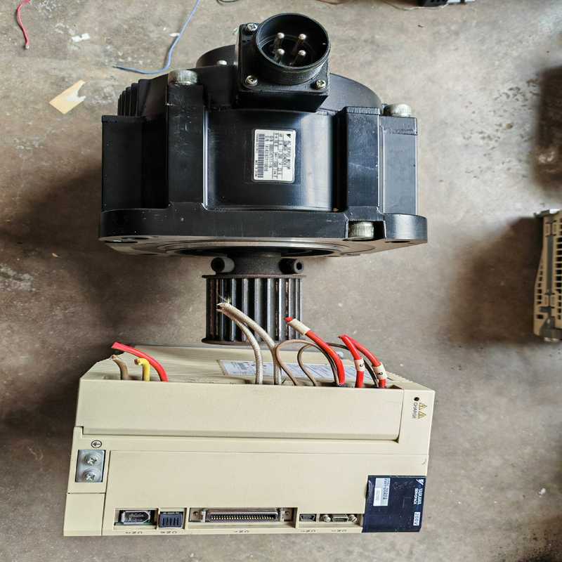 议~安川 SGMGV-30ADC61 SGDV-200A01A0