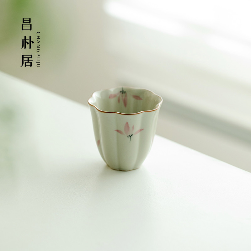 昌朴居茶杯主人杯女士草木灰纯手绘粉兰花八瓣杯茶具茗杯个人杯