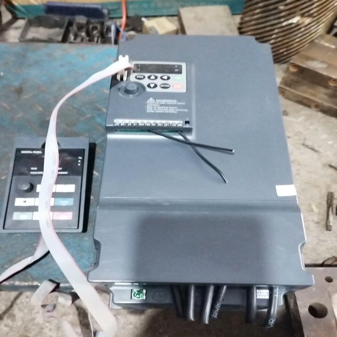 (背呗机械)众辰变频器NZ200-185G22P一4