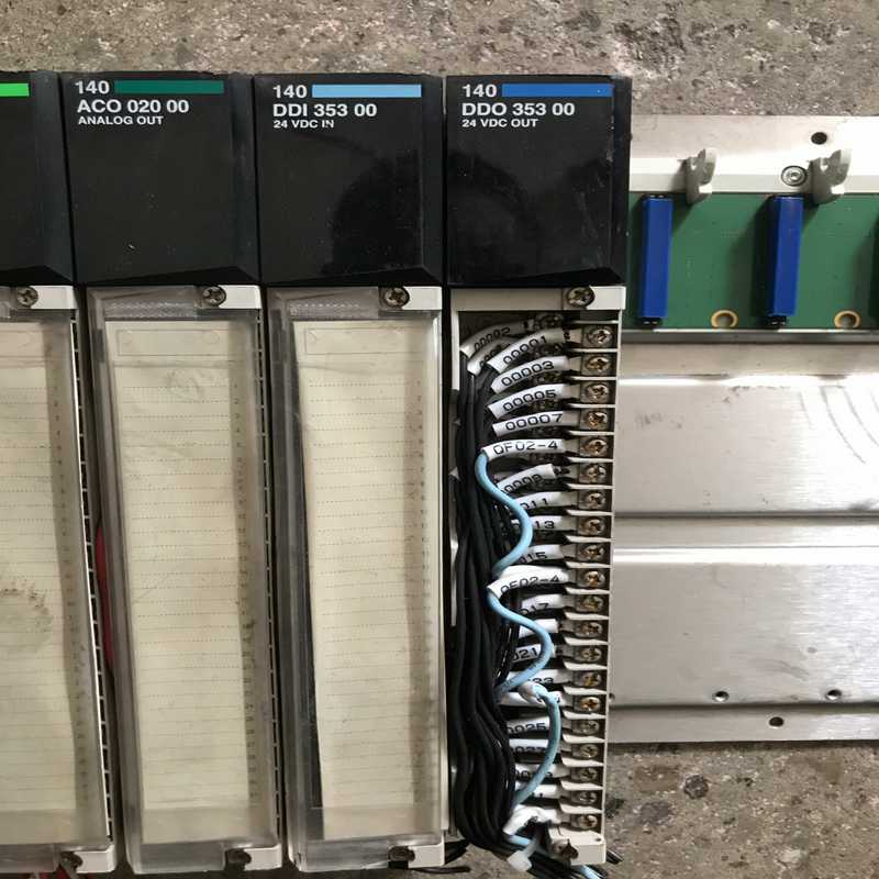 议~140系列PLC ACO02000  DDI35300