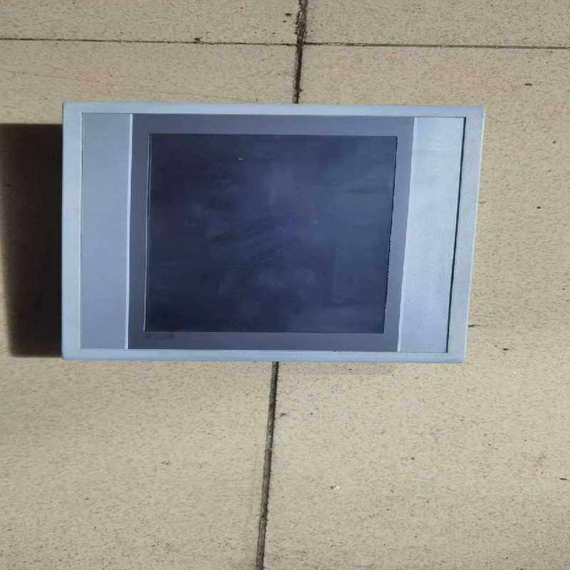 议价昆仑通态触摸屏，型号TPC7062Hw，九成新，功能完好，标