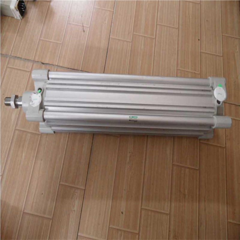 日本CKD喜开理气缸SCWP2-100B400-M全新库存货外观旧点二手价处理