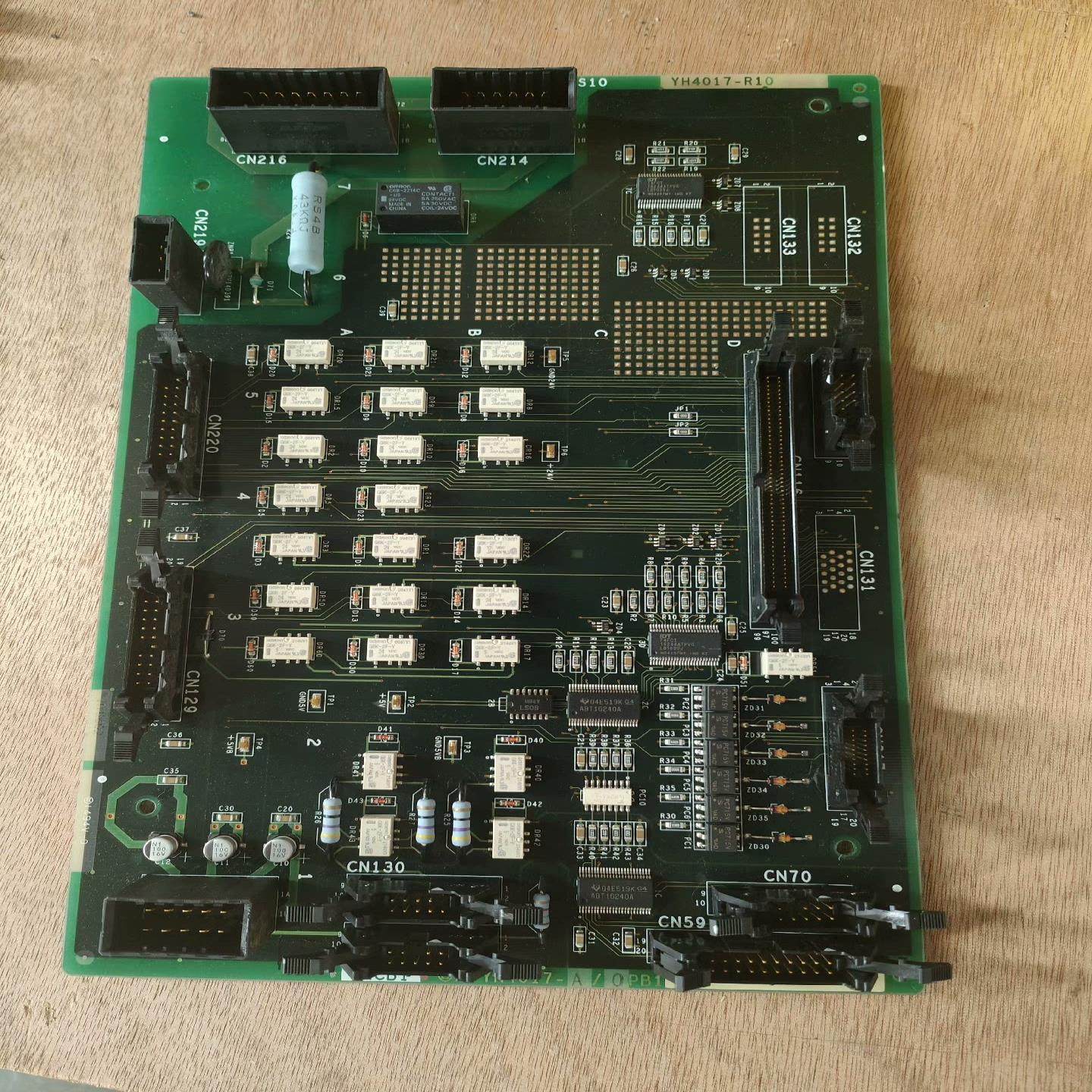 议~HITACHI CT 控制板TRCB1.RA6AR01810