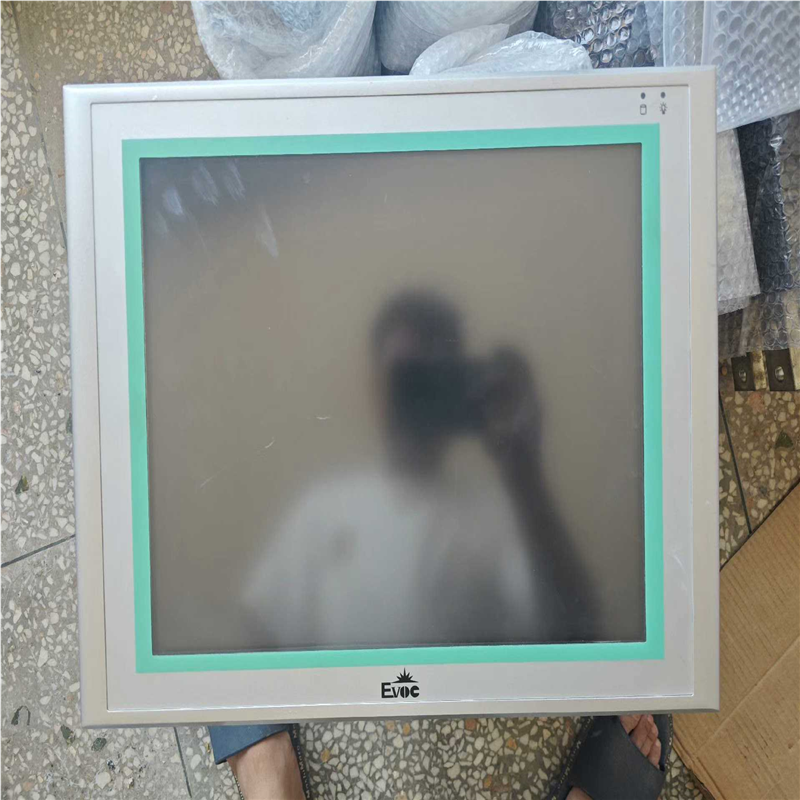 研祥工控机PPC-1661V-0501,，成色如图。(崽崽配件）