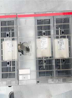 ABB隔离开关OESA 630 DV12PL，（憨憨电子）