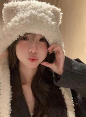 可爱毛绒绒白色小熊耳朵帽子女冬季2025新款大头围保暖护耳雷锋帽