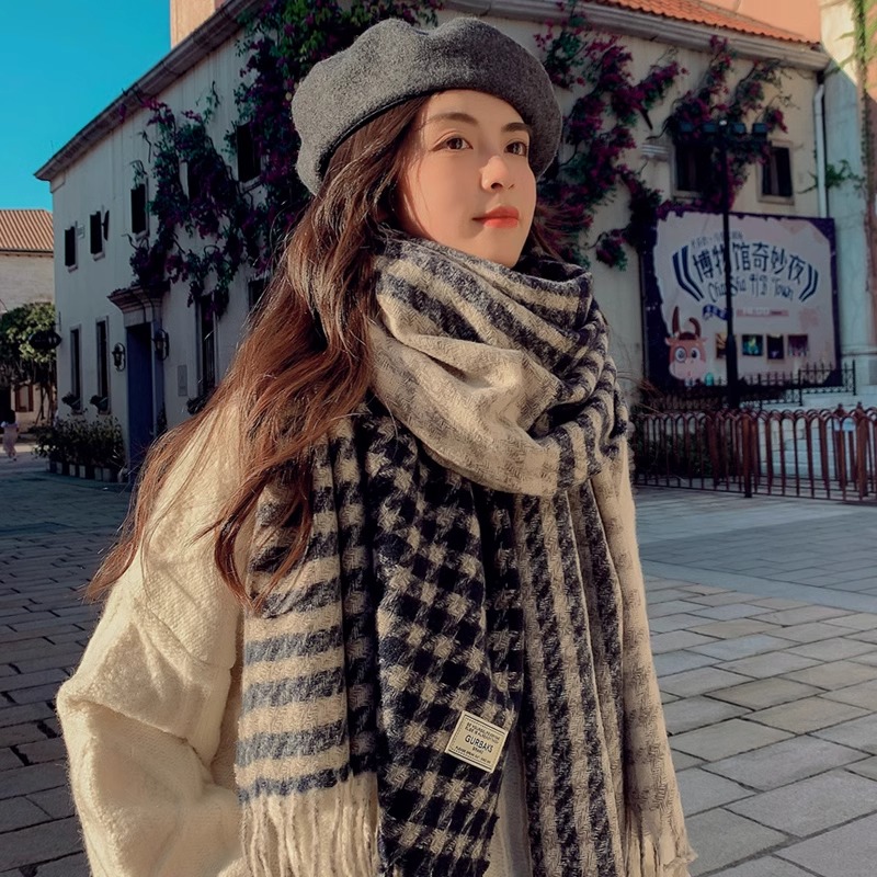 围巾女冬季2025新款百搭韩系千鸟格子氛围感披肩外搭保暖情侣围脖