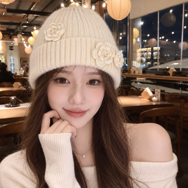 韩系米白色立体花朵针织帽子女