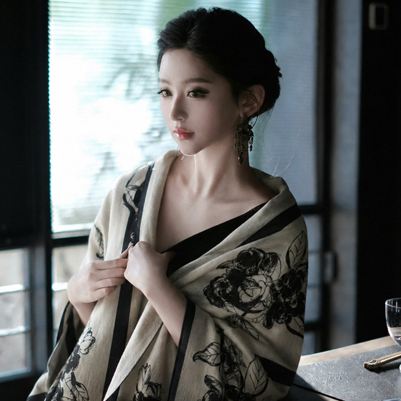 米白色丝巾春夏棉麻外搭披肩女