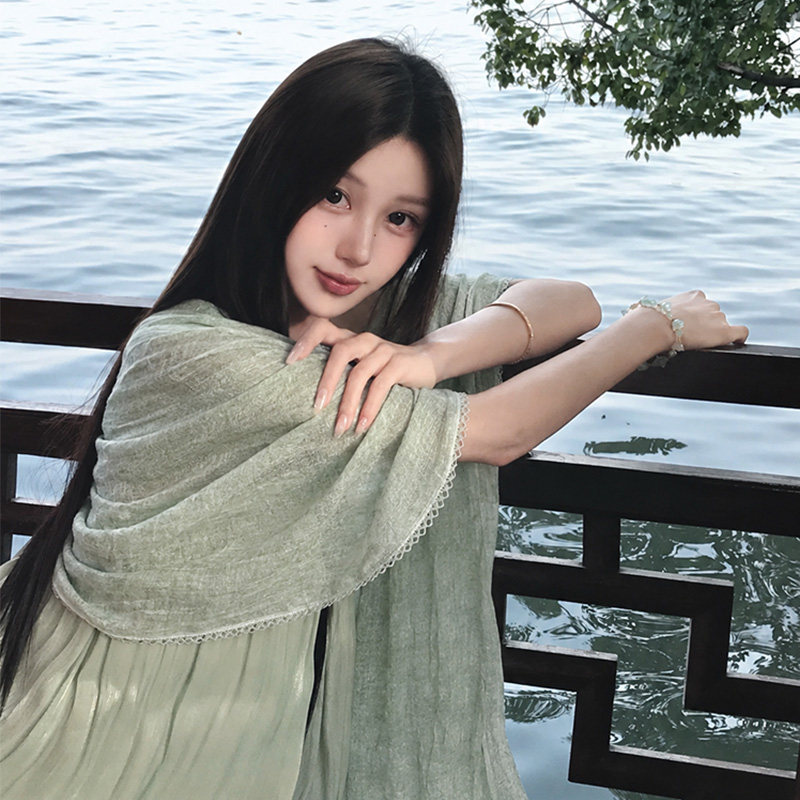绿色丝巾披肩女2026薄款棉麻高级感空调房旅游大尺寸拍照出片外搭