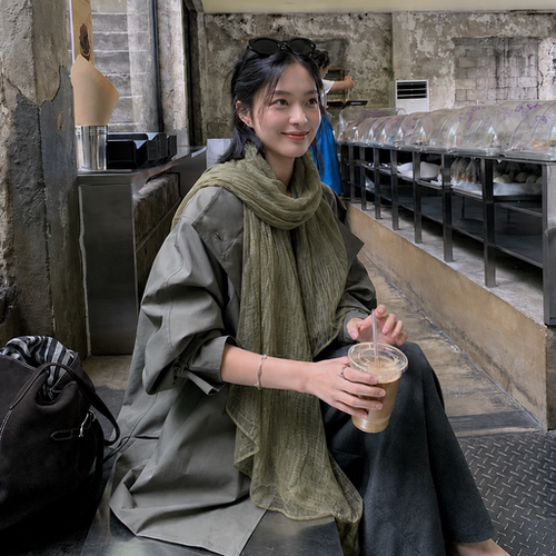 韩系复古绿色丝巾披肩女外搭秋
