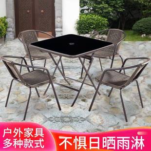 出租房用简易桌子 家用折叠铁艺餐桌庭院钢化玻璃简约桌椅组合