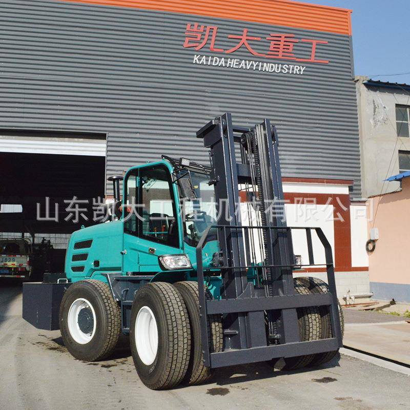 装卸搬运堆高工地用运输多功能内燃柴油越野叉车四驱3吨5吨