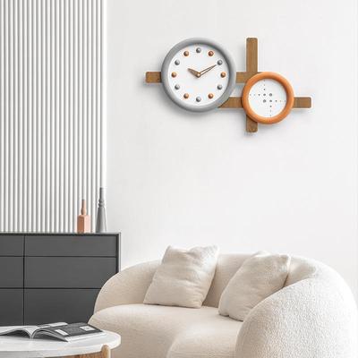wozoom屋准时钟表挂钟客厅家用时尚创意现代简约轻奢墙面装饰品
