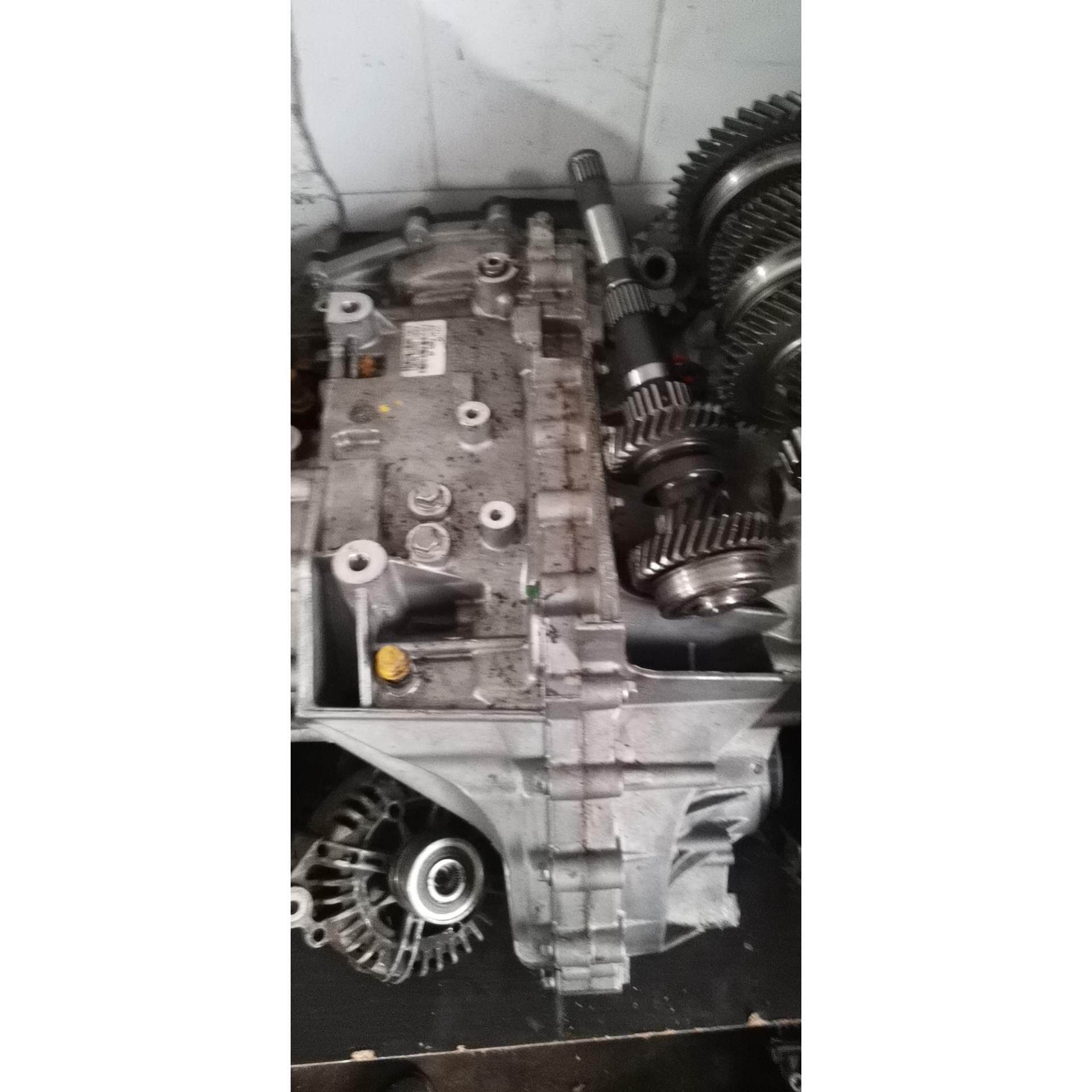福特蒙迪欧2.0变速箱型号6CD T450 可以装机