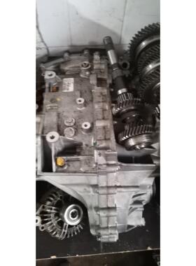 福特蒙迪欧2.0变速箱型号6CD T450 可以装机