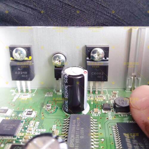 全新现货 EPSON爱普生1300 L1300 控制打印头三极管对管