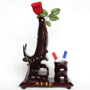 速发雅品斋 红木工艺轩木雕家居客厅玄关摆件 年年有余花插笔40鱼