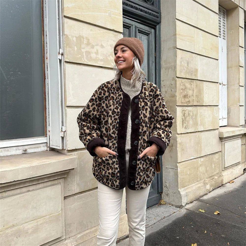 Leopard print loose long sleeved jacket 豹纹印花宽松长袖外套