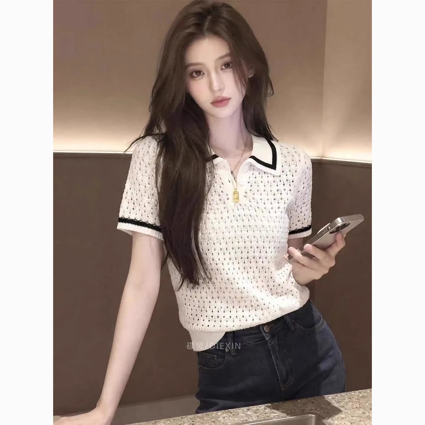 2026夏季新款镂空条纹针织衫女显瘦修身百搭别致时尚个性洋气上衣