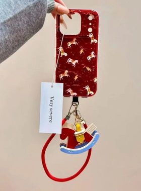 新年红色小马适用苹果17手机壳iPhone17Promax新款16高级感15保护套13硅胶14防摔全包腕带挂绳女款软壳马年薄