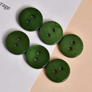 天然贝壳纽扣绿色平面两眼真贝壳扣军绿色河贝钮扣子衬衫衬衣开衫