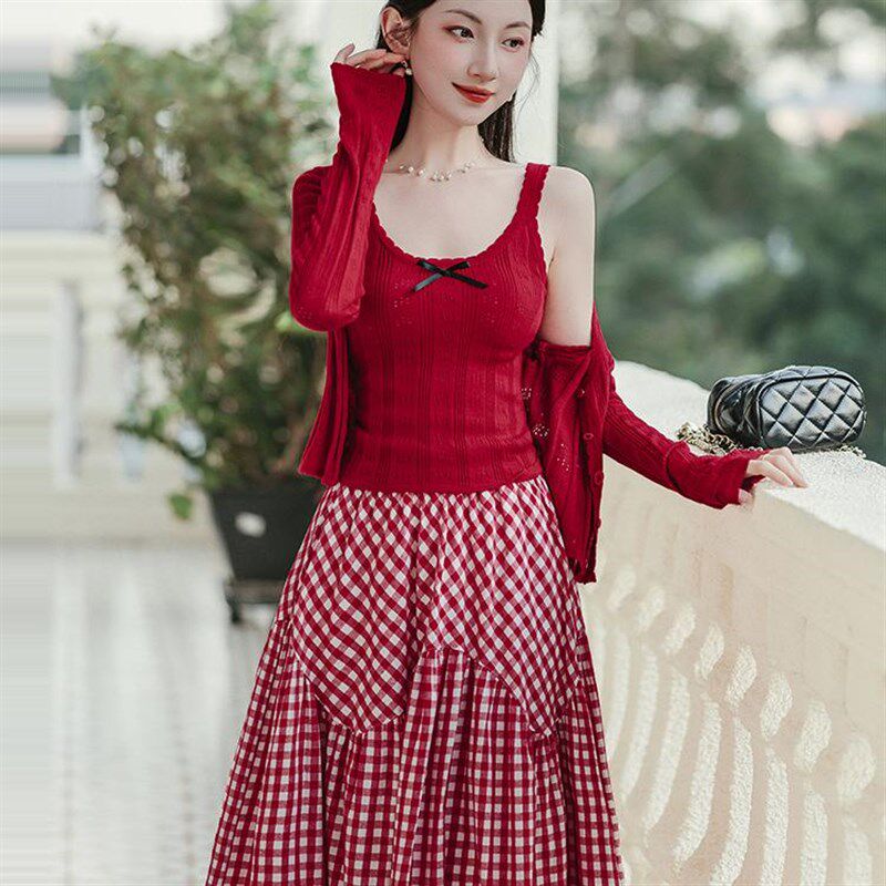 速发红色格子半门裙套装春秋订婚连衣裙新娘平身装婚后便装回时可