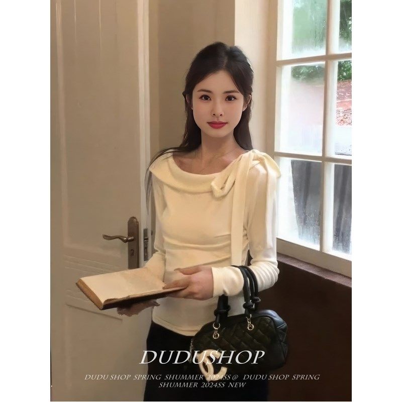 速发白色蝴蝶结斜肩毛衣长袖针织搭早秋穿衫设计感露妹辣肩上衣,女装/女士精品,大码内搭,淘宝优惠券,粉丝福利购,淘宝优惠卷