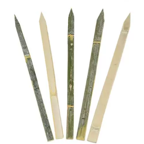 Spot-Snap Nan Bamboo Swees Soures для проекта по съемке строительных площадок, обследования складки и картирования бамбуковых свай, бамбуковая кошка прыгает на платформу, чтобы вставить бамбук