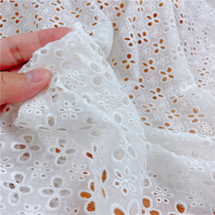 新款 135cm棉布花边打孔绣花布 水溶棉布棉线花边镂空蕾丝绣花面料