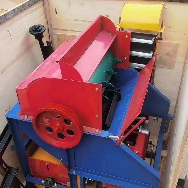 柴油款花生摘果机 郑州市干湿通用自动装袋花生分离机 脱壳机