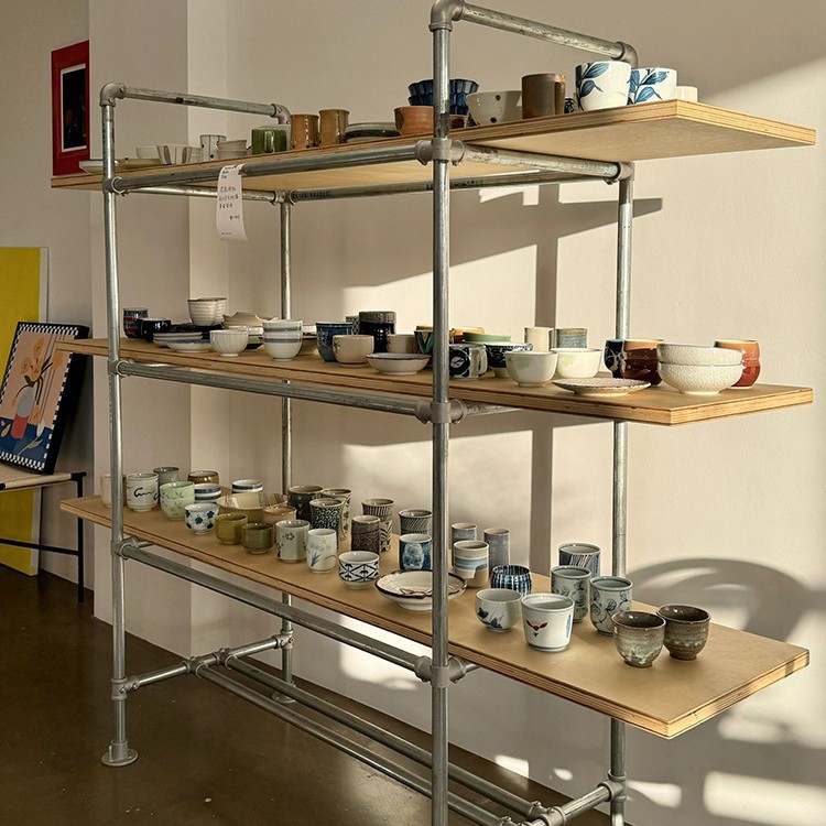 复古书架收纳架精品展示架落地陈列架子美式铁艺海洋板货架置物架
