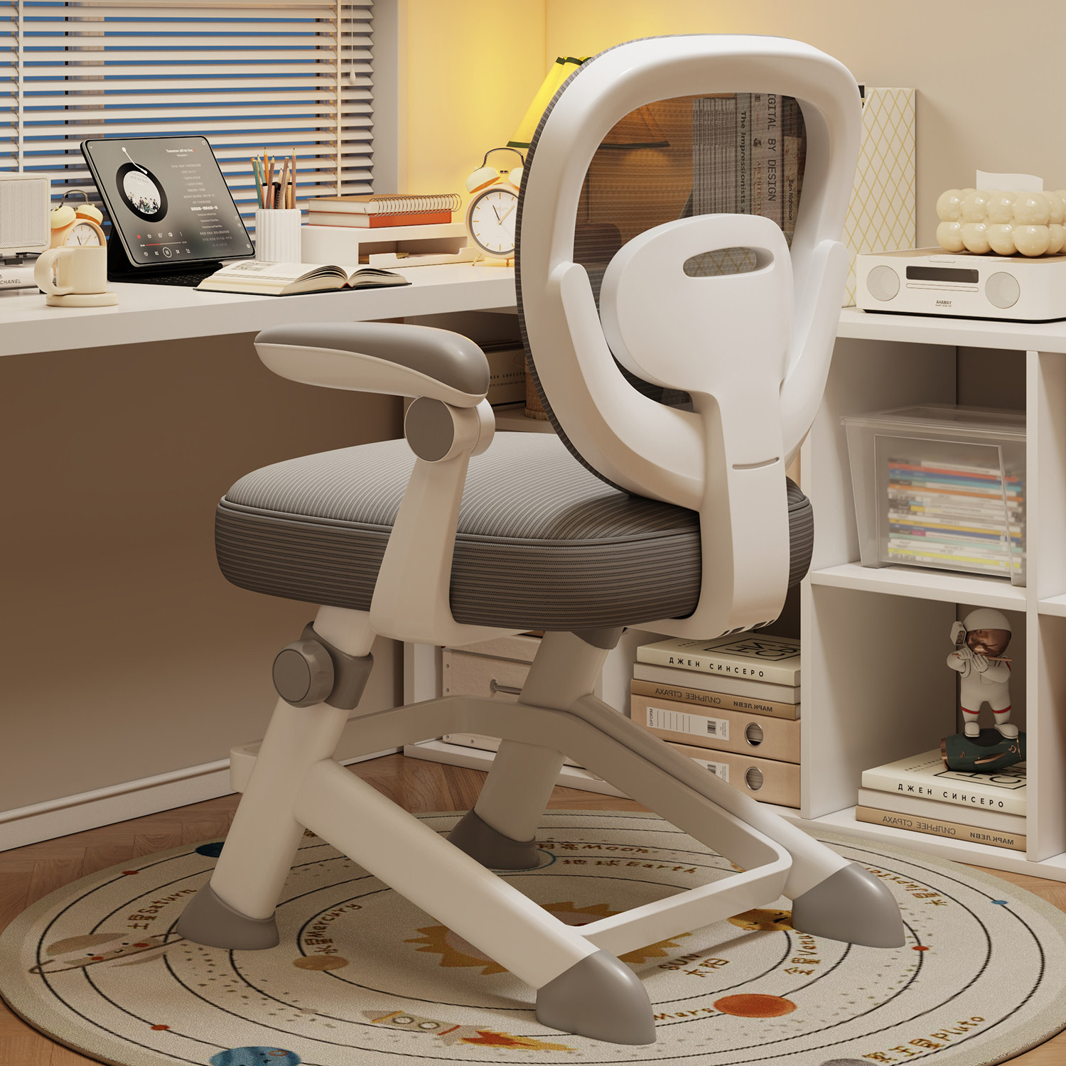 儿童学习椅小学生家用矫正坐姿写字写作业凳子可升降调节书桌椅子