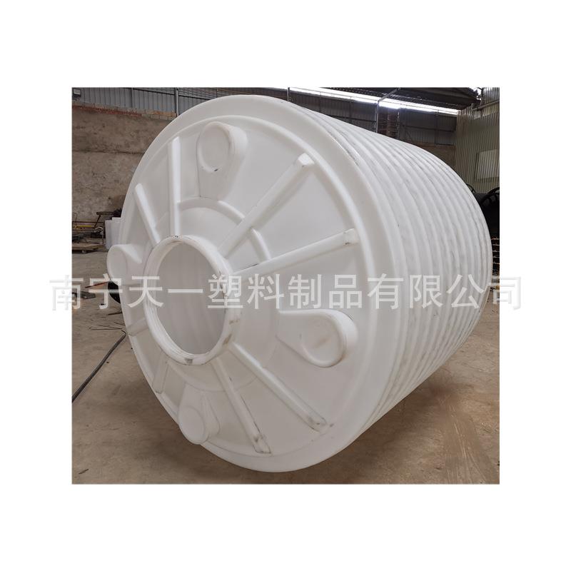 8吨乙醛储罐,10吨洗涤剂储罐,15方漂白液储罐,0吨烧碱储罐厂家