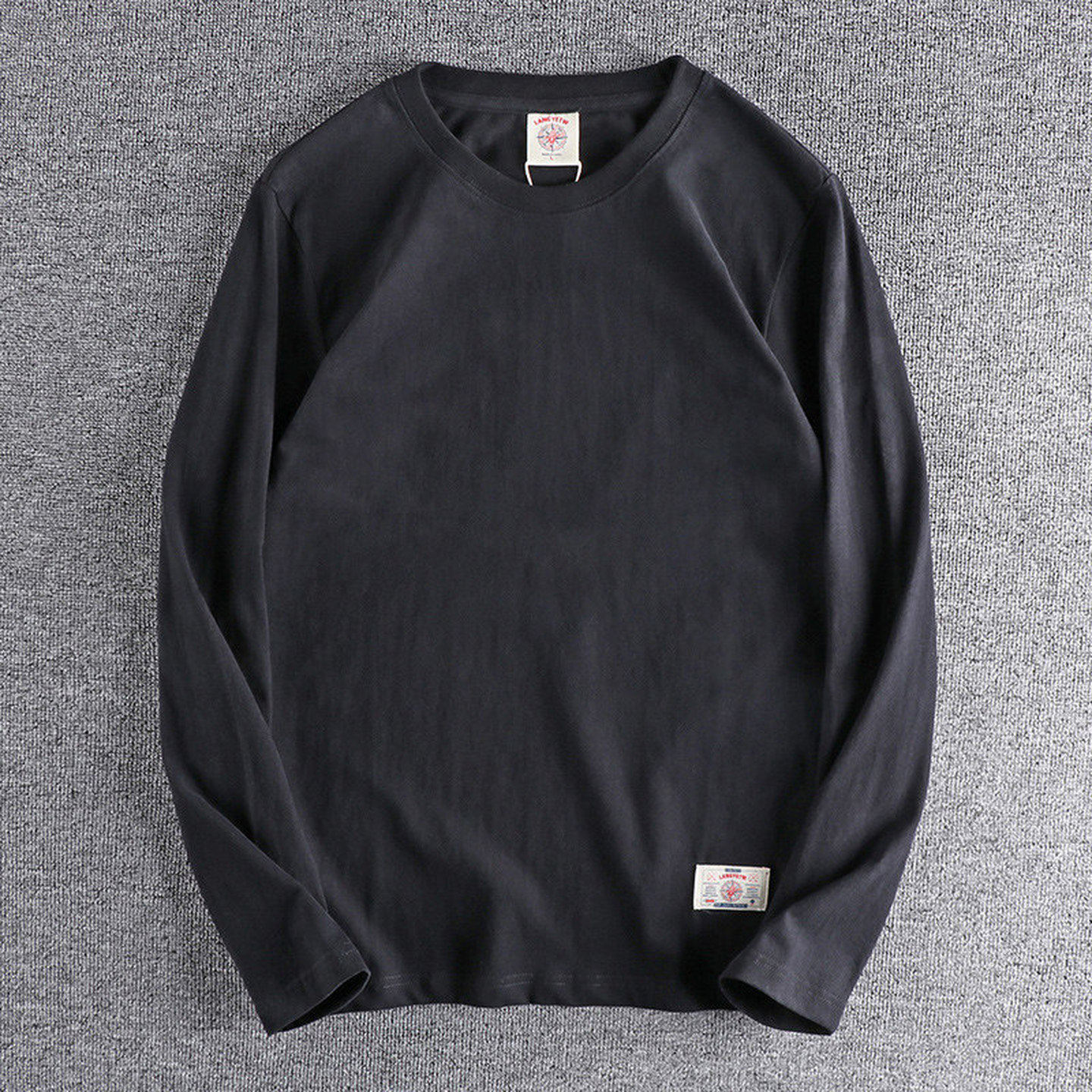 代购香港潮男春秋简约复古纯棉磨毛圆领长袖T恤男纯色休闲打底衫