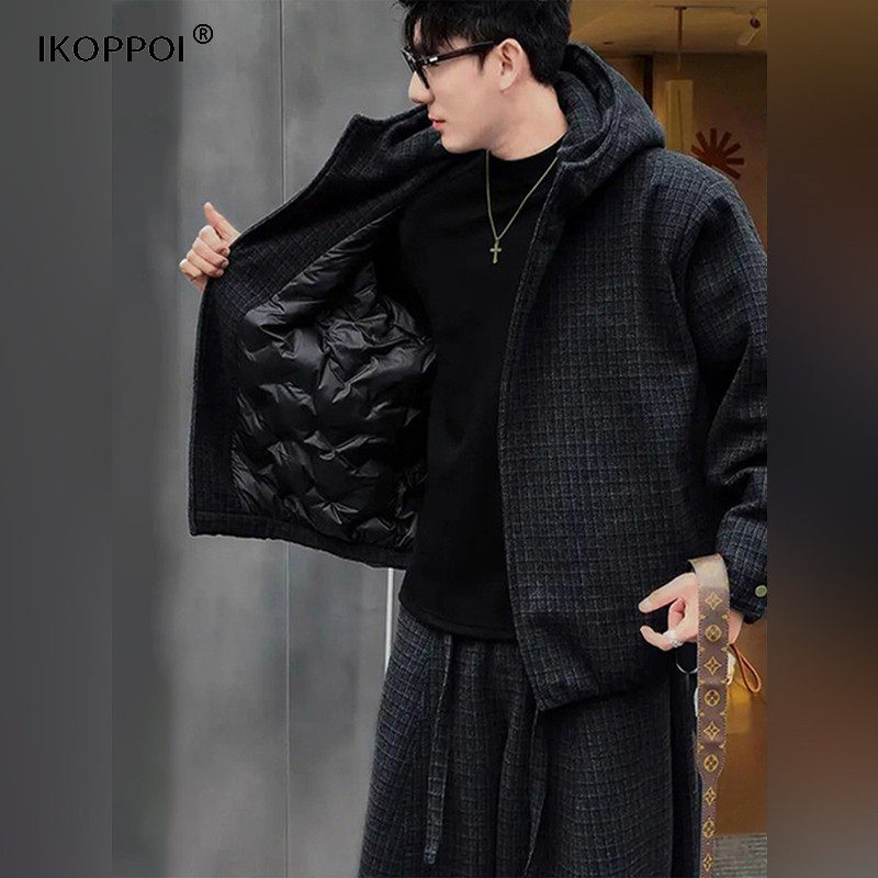 轻奢男生酷帅穿搭套装高级感连帽羽绒服格子外套搭配阔腿裤一整套