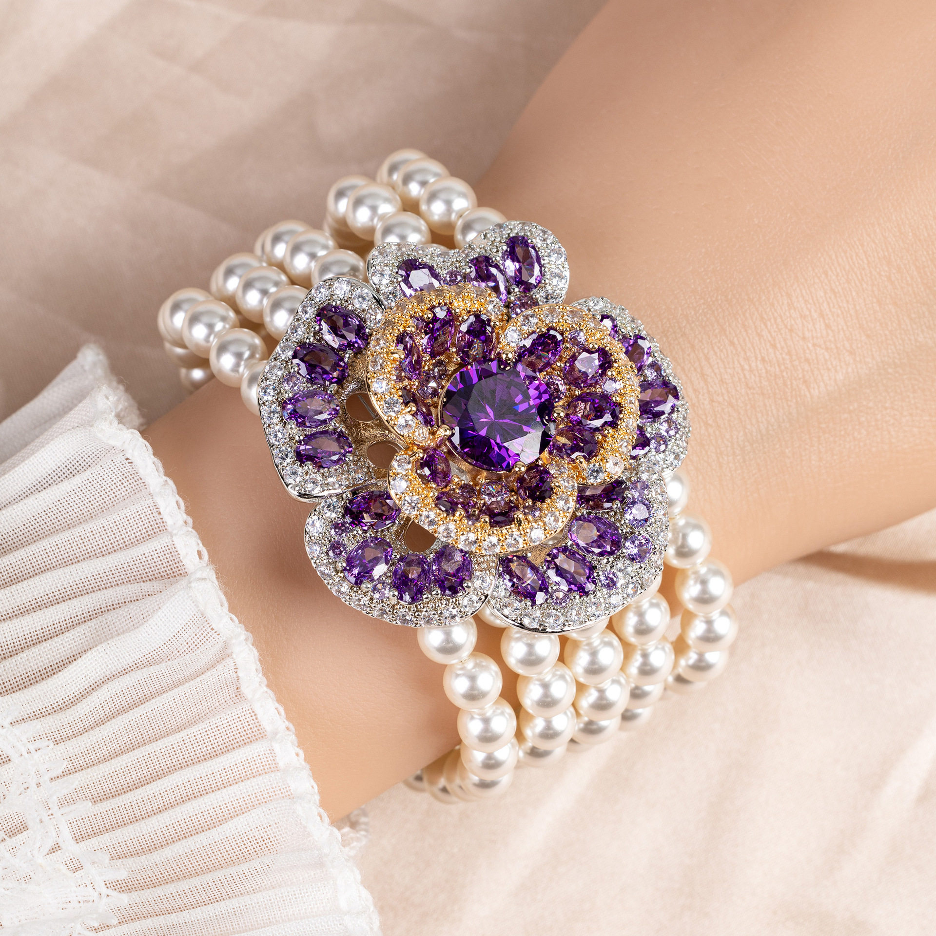 原创设计手工串珠珍珠锆石玫瑰花手链女轻奢小众时尚优雅精致手串