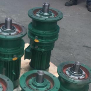 0.75KW减速机质量放心 121 摆线针轮立式 减速机BLE120