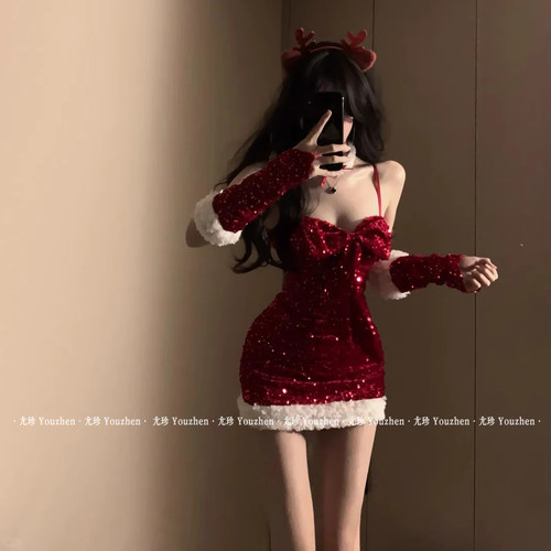尤珍~圣诞节服装红色战袍吊带连衣裙纯欲性感辣妹氛围感穿搭套装