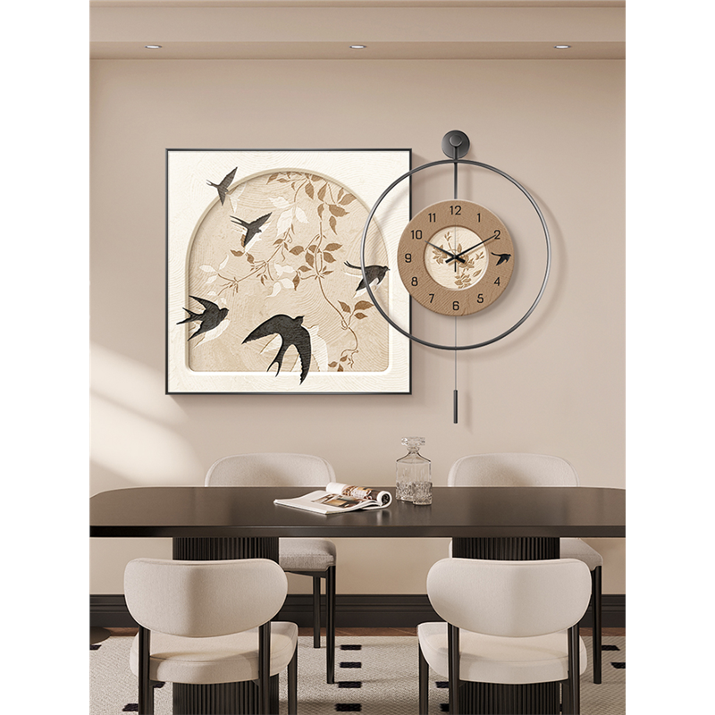 中古风餐厅装饰画挂钟组合