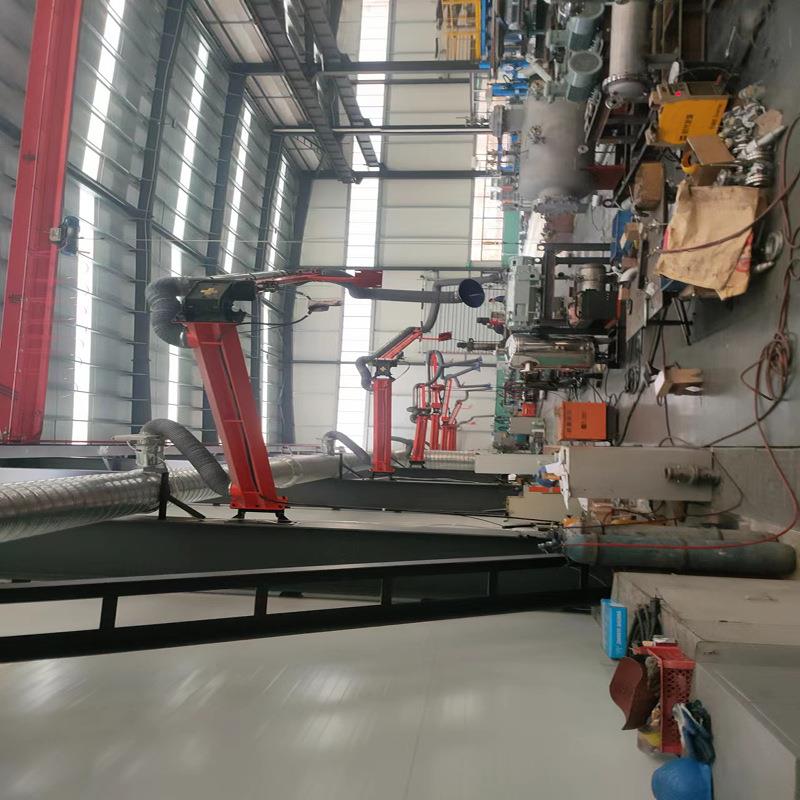 气保焊旋转臂一体式液压焊烟净化吸尘臂配有吸尘软管效果图