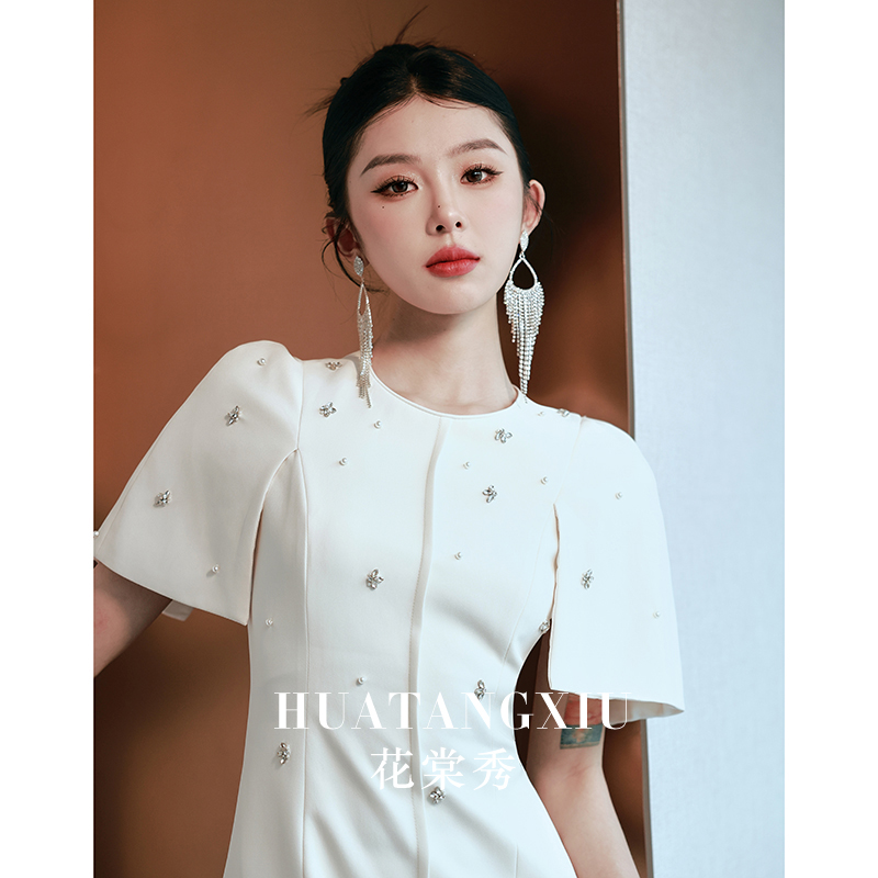 高货白色晚礼服裙宴会主持人小众轻奢高端高级感小个子日常平时可