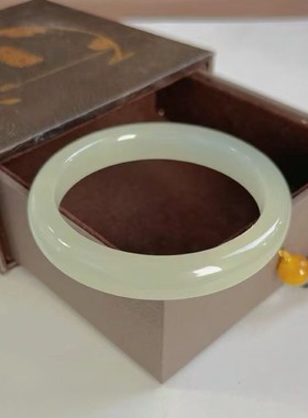 日本品质天然新疆和田玉青白玉手镯冰糯种晴水青白玉镯子少女款显