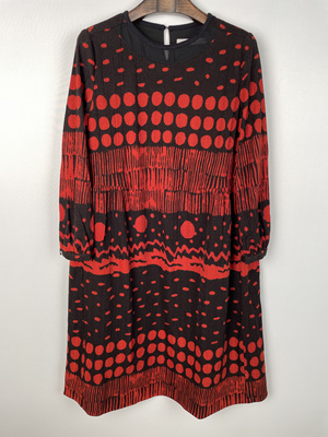 柯利亚诺冬季专柜同款定位绒格现代花型A型连衣裙  LT3091(VUN)