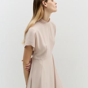 JUN 柯利亚诺春秋专柜同款 LW2205 连衣裙 米色立领不对称收腰长款