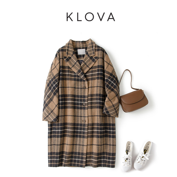 柯罗芭冬季专柜同款驼色毛呢格大衣  FY6835 ￥11900