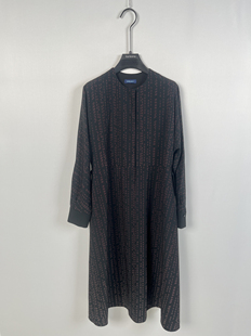 柯利亚诺春秋专柜同款黑红字母印花连衣裙  LW2159 ￥2490