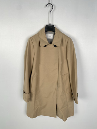 柯利亚诺春秋专柜同款小翻领A型经典驼色风衣  FW1968 ￥5880